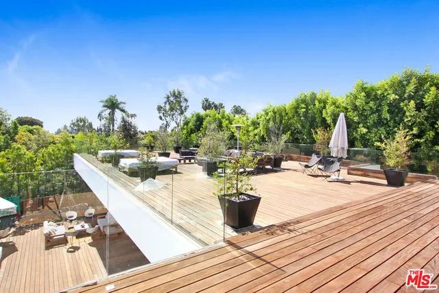 $70,000 | 9570 Sunset Boulevard, Beverly Hills, CA 90210