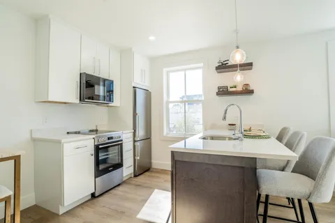 $409,900 | 238 Deer Street, Unit 205, Portsmouth, NH 03801