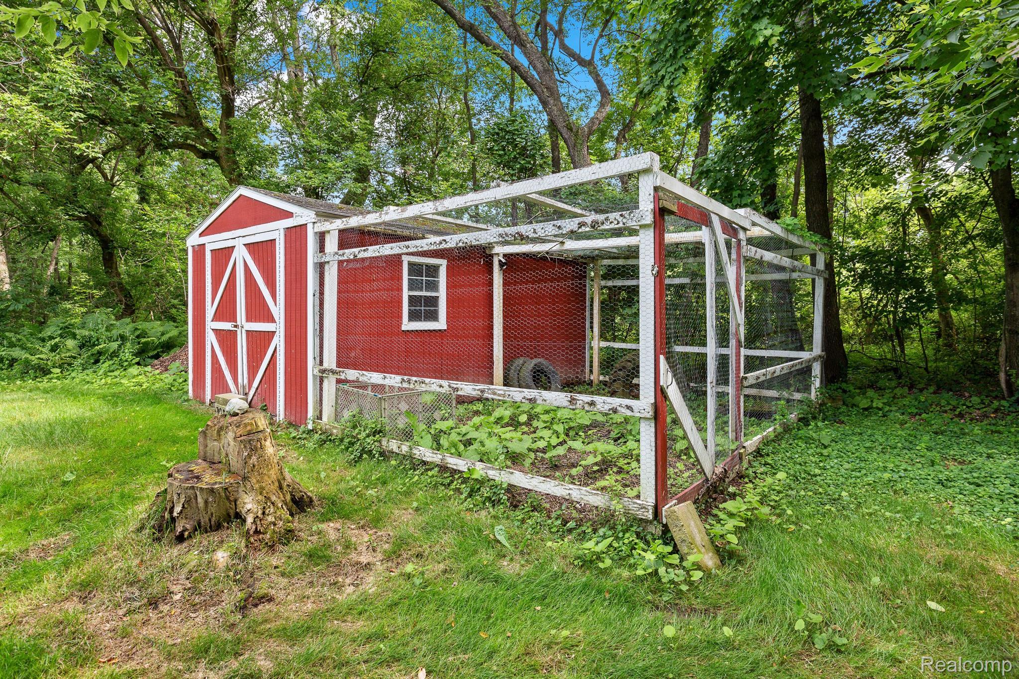 4639 South Lake George Road Dryden, MI 48428 - Photo 36 of 47 Gallery Image 36