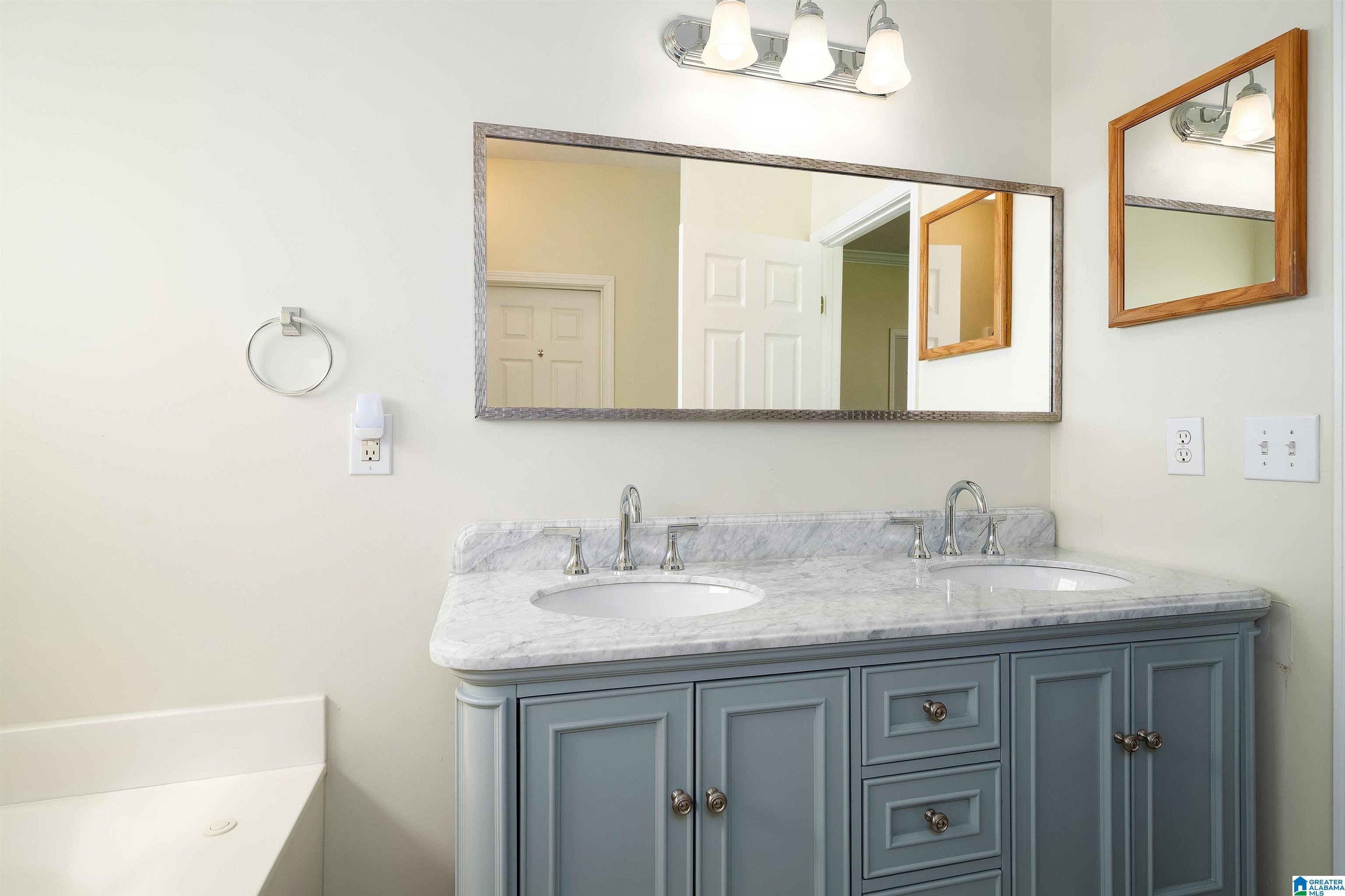 562 Summit Circle Fultondale, AL 35068 - Photo 18 of 26