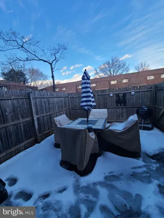 $2,801 | 220 South Virginia Avenue, Unit 82, Falls Church, VA 22046