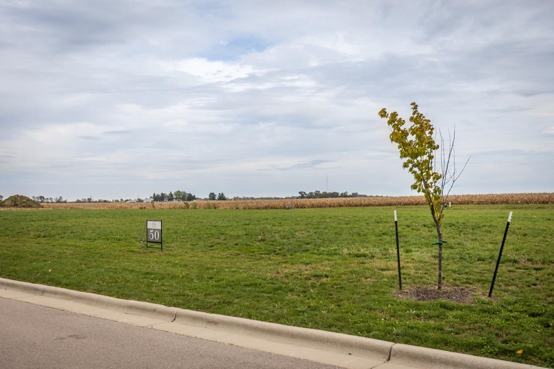 2676 Woodside Drive Beloit, WI 53511 - Photo 8 of 25