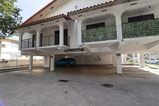 an outdoor view of house with yard