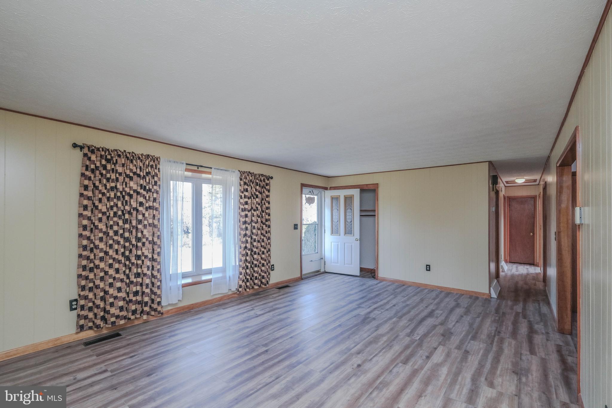 15462 Jersey Mountain Road Levels, WV 25431 - Photo 13 of 56