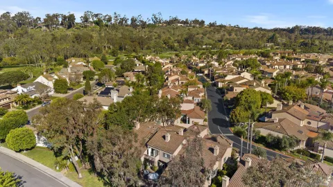 $1,749,000 | 3774 Paseo Vista Famosa, Rancho Santa Fe, CA 92091