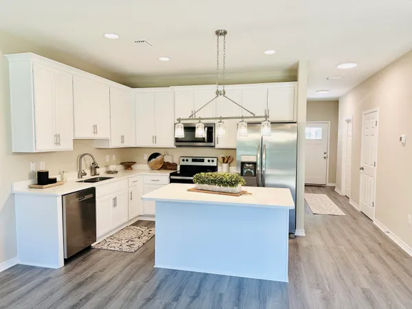 $1,495 | 812 Carlton Street, Crestview, FL 32539