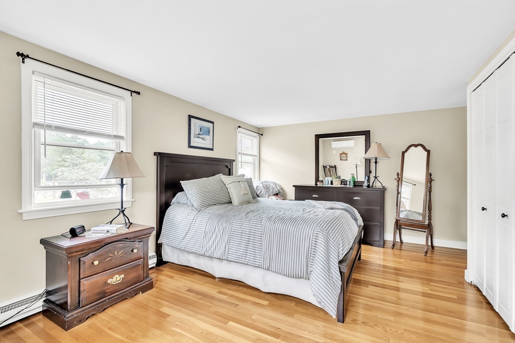 4 Roch Circle Brockton, MA 02301 - Photo 22 of 32