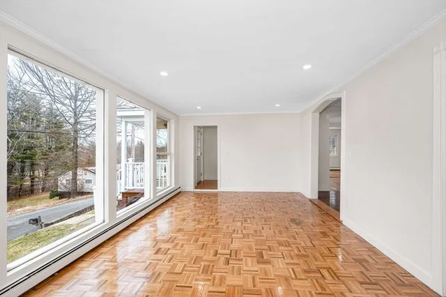 $469,000 | 10 Bennett Street, Pepperell, MA 01463