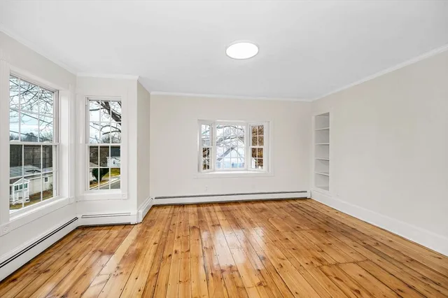 $469,000 | 10 Bennett Street, Pepperell, MA 01463