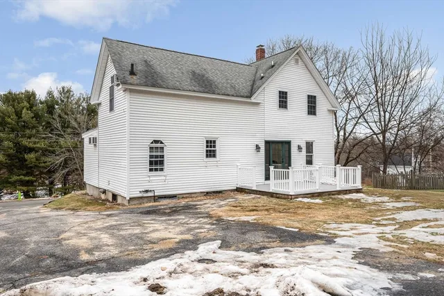 $469,000 | 10 Bennett Street, Pepperell, MA 01463