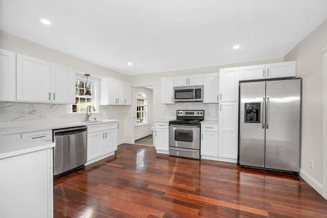 $469,000 | 10 Bennett Street, Pepperell, MA 01463