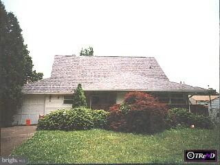 32 Hardy Road Levittown, PA 19056 - Photo 1 of 2 Gallery Image 1