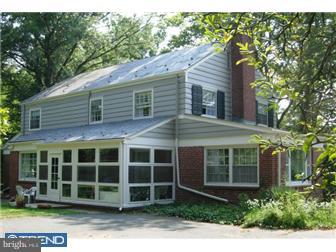 834 River Road Ewing, NJ 08628 - Photo 3 of 4 Exterior Back