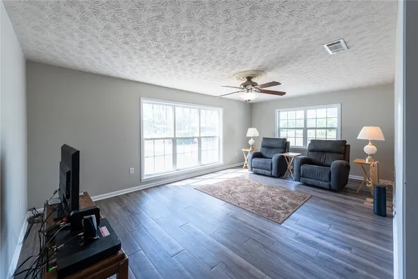 $320,000 | 4582 St Johns Church Road, Blackshear, GA 31516