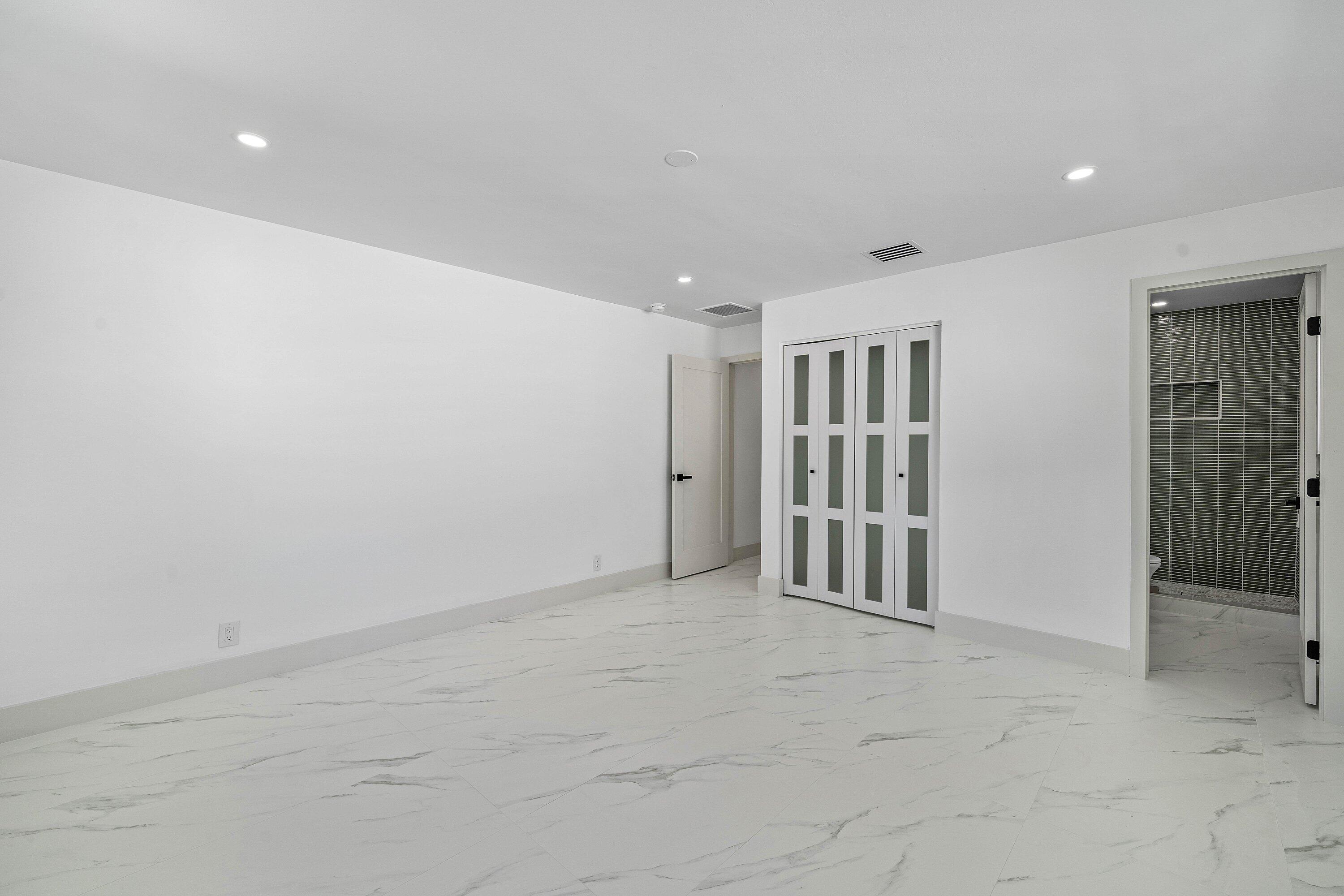 833 Southwest 5th Street Boca Raton, FL 33486 - Photo 18 of 31 025-833Southwest5thStreet-BocaRaton-FL-3