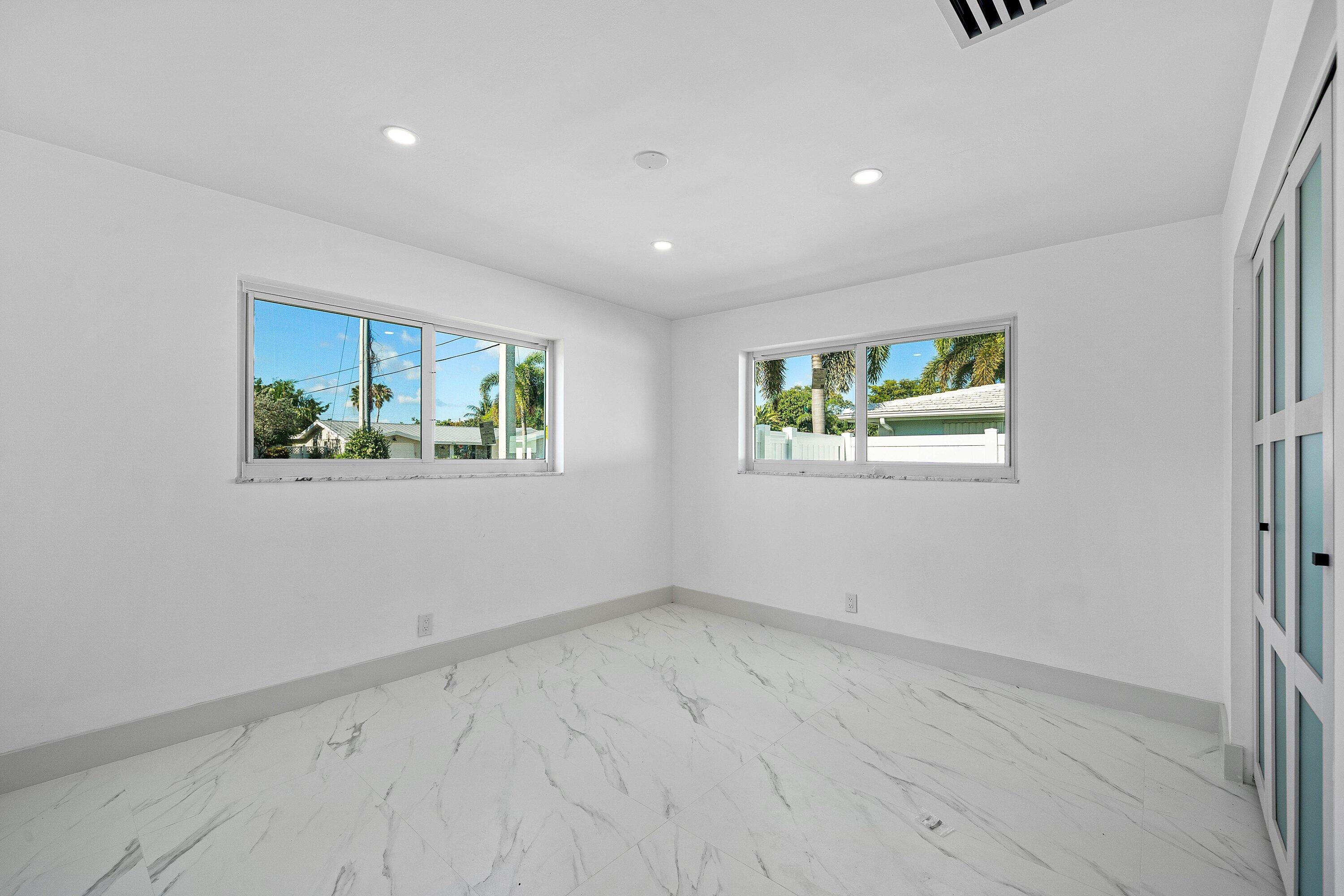 833 Southwest 5th Street Boca Raton, FL 33486 - Photo 20 of 31 022-833Southwest5thStreet-BocaRaton-FL-3