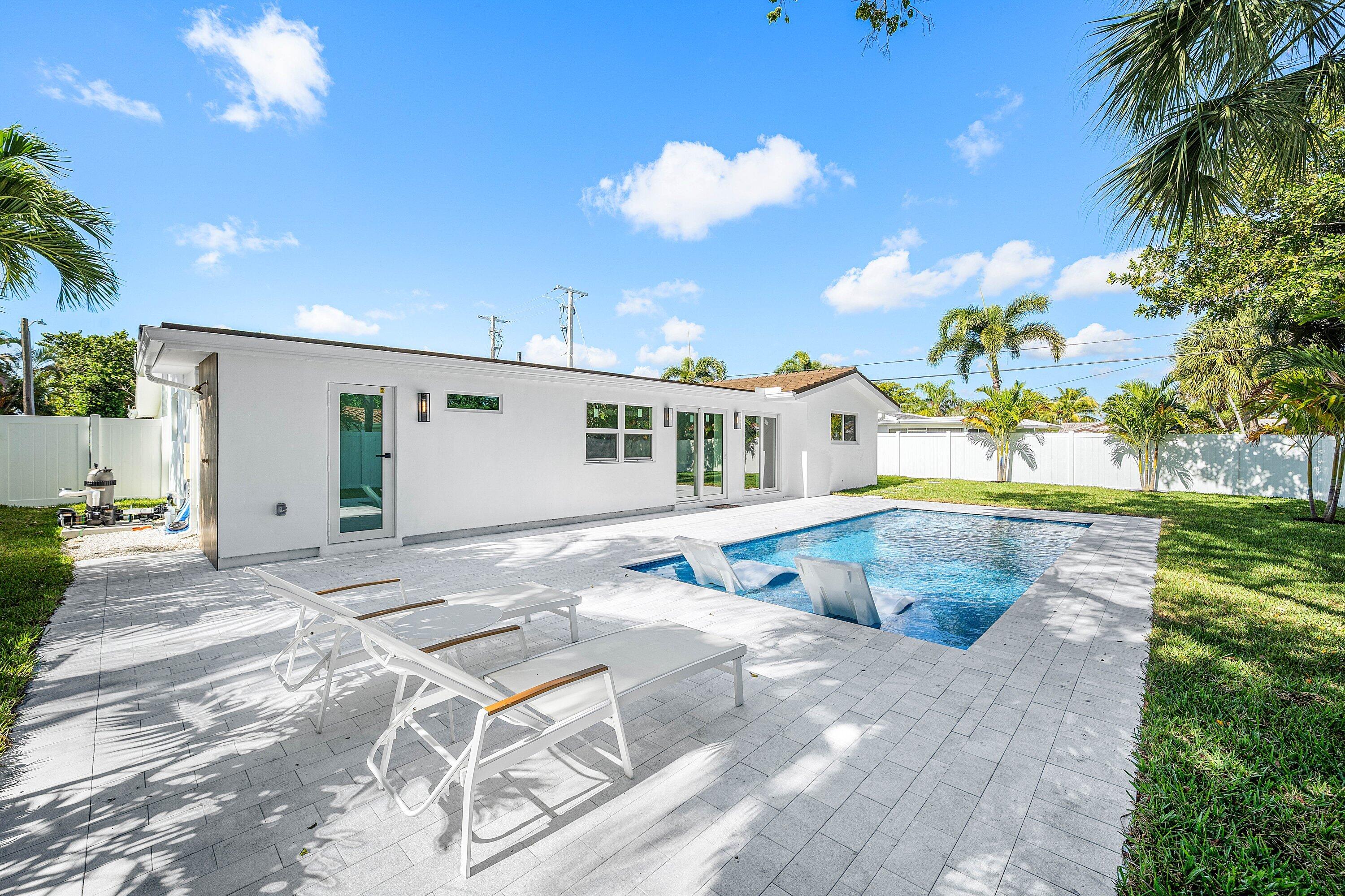 833 Southwest 5th Street Boca Raton, FL 33486 - Photo 23 of 31 034-833Southwest5thStreet-BocaRaton-FL-3