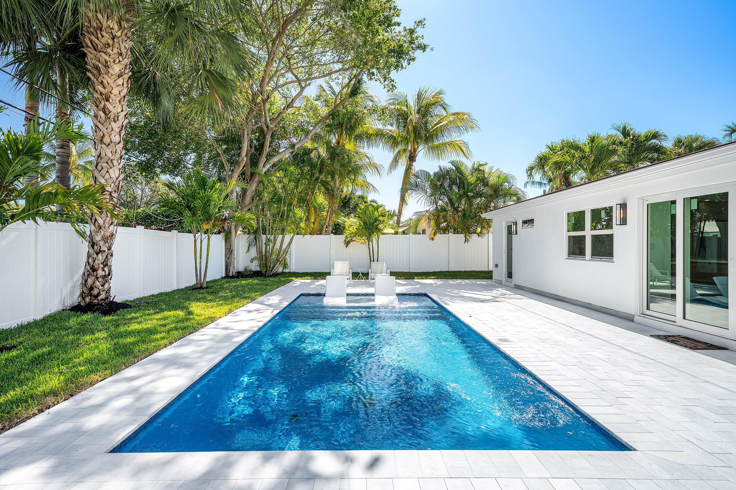 833 Southwest 5th Street Boca Raton, FL 33486 - Photo 24 of 31 035-833Southwest5thStreet-BocaRaton-FL-3