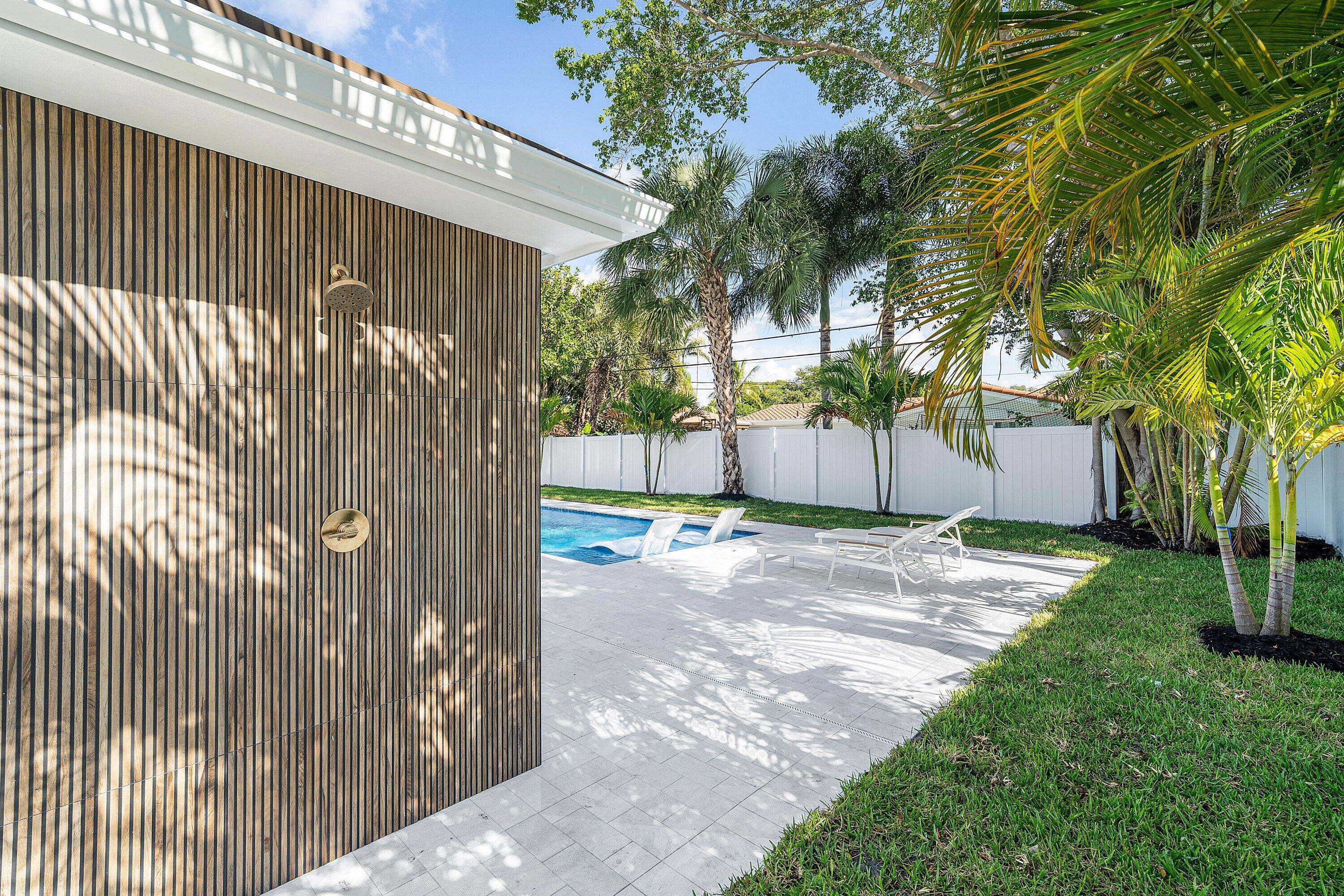 833 Southwest 5th Street Boca Raton, FL 33486 - Photo 25 of 31 033-833Southwest5thStreet-BocaRaton-FL-3