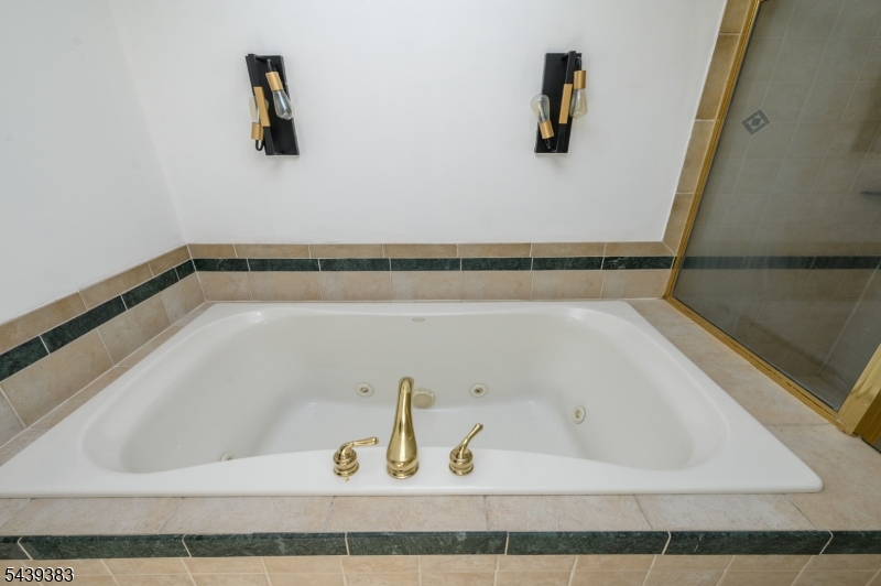 11 Pine Ridge Road Califon, NJ 07830 - Photo 21 of 50 Gallery Image 21