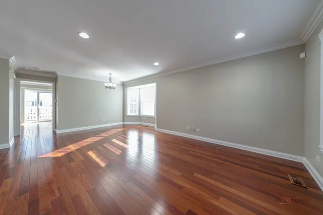 $2,900 | 18599 West Sterling Court, Grayslake, IL 60030