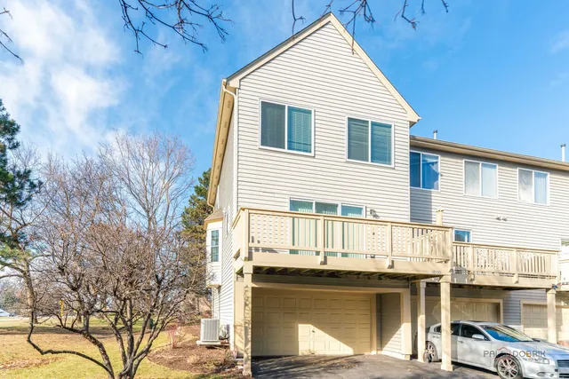 $2,900 | 18599 West Sterling Court, Grayslake, IL 60030