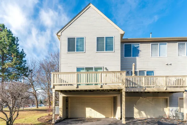 $2,900 | 18599 West Sterling Court, Grayslake, IL 60030