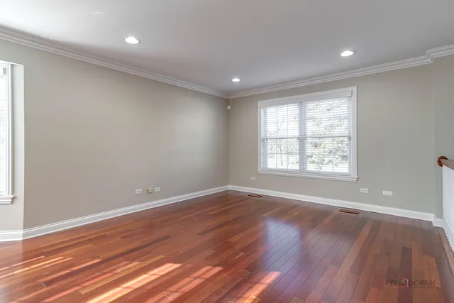 $2,900 | 18599 West Sterling Court, Grayslake, IL 60030