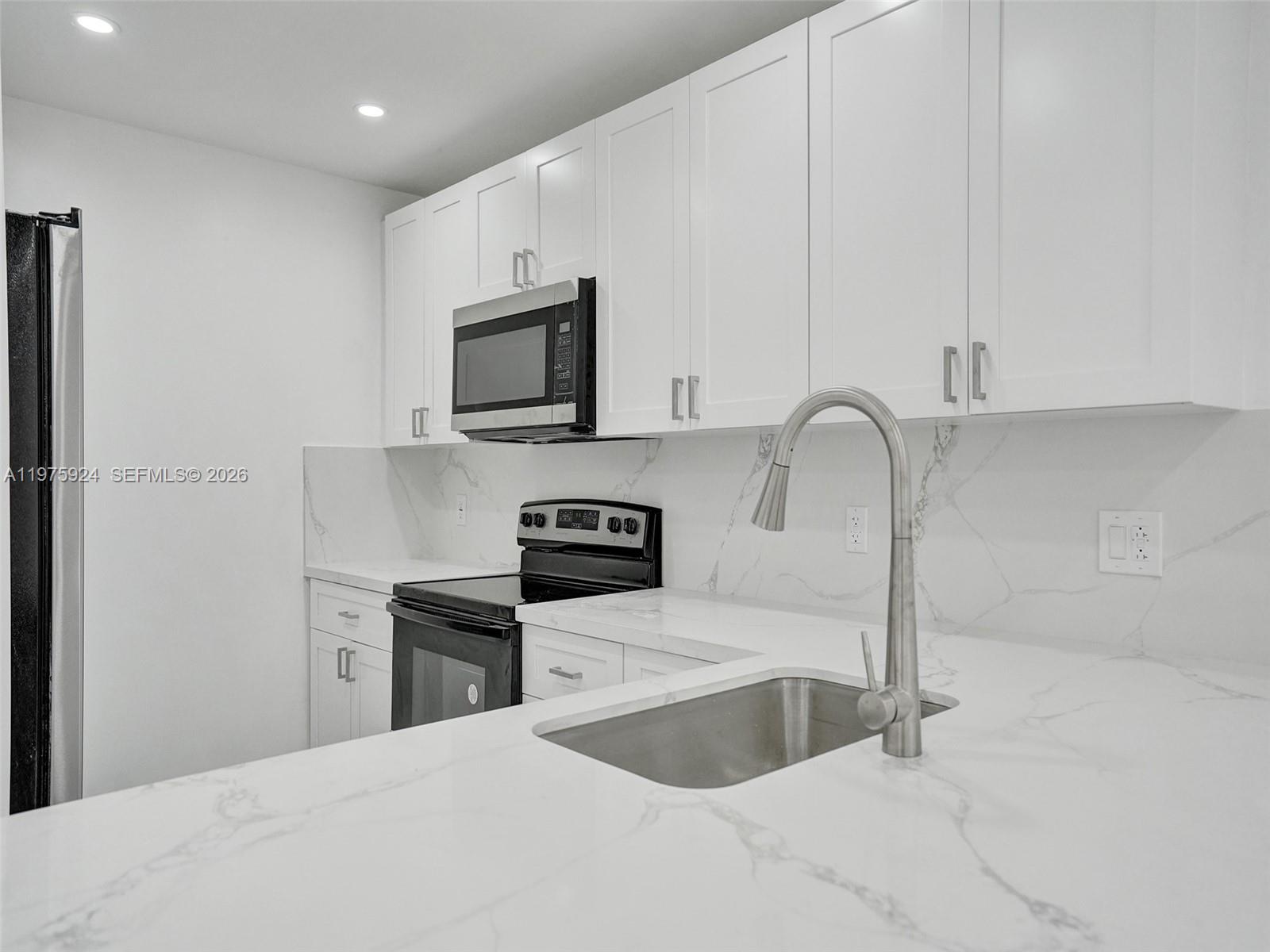 10051 Winding Lake Road, Unit 201 Sunrise, FL 33351 - Photo 3 of 24