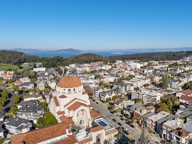 $5,195,000 | 142 Arguello Boulevard, San Francisco, CA 94118