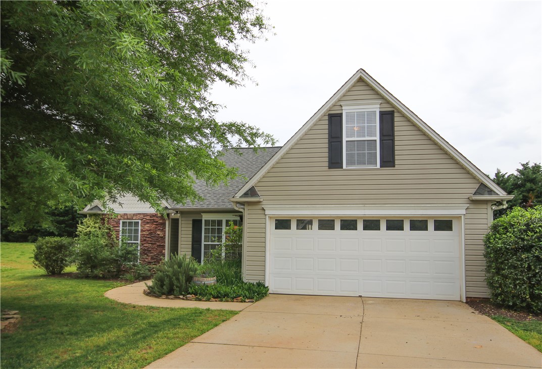111 Timber Trace Way, Unit EASLEY Easley, SC 29642 - Photo 1 of 22 Gallery Image 1