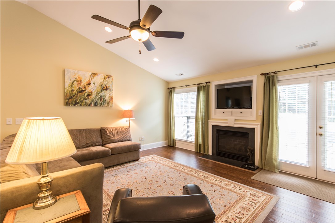 111 Timber Trace Way, Unit EASLEY Easley, SC 29642 - Photo 8 of 22 Gallery Image 8