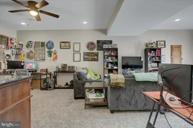 $359,900 | 10193 Cardinal Drive, Orrstown, PA 17244