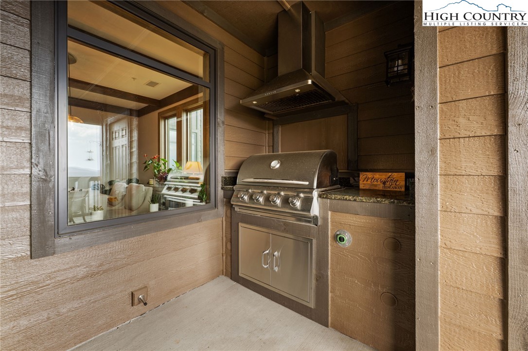 396 Summit View Parkway, Unit S1221 Boone, NC 28607 - Photo 14 of 37