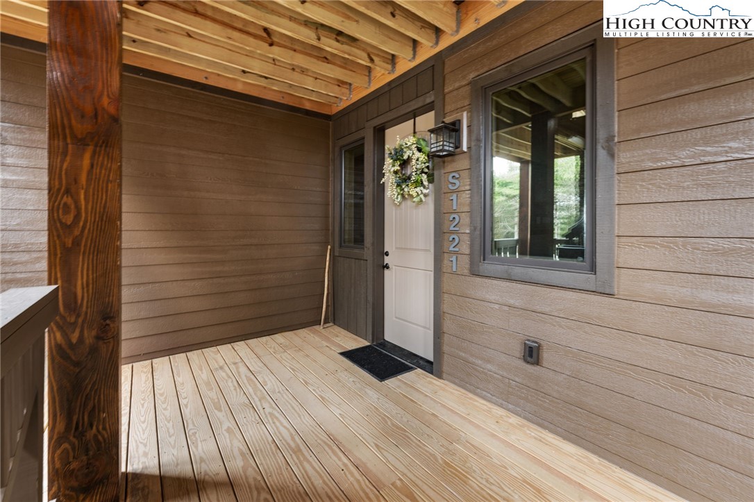 396 Summit View Parkway, Unit S1221 Boone, NC 28607 - Photo 9 of 37