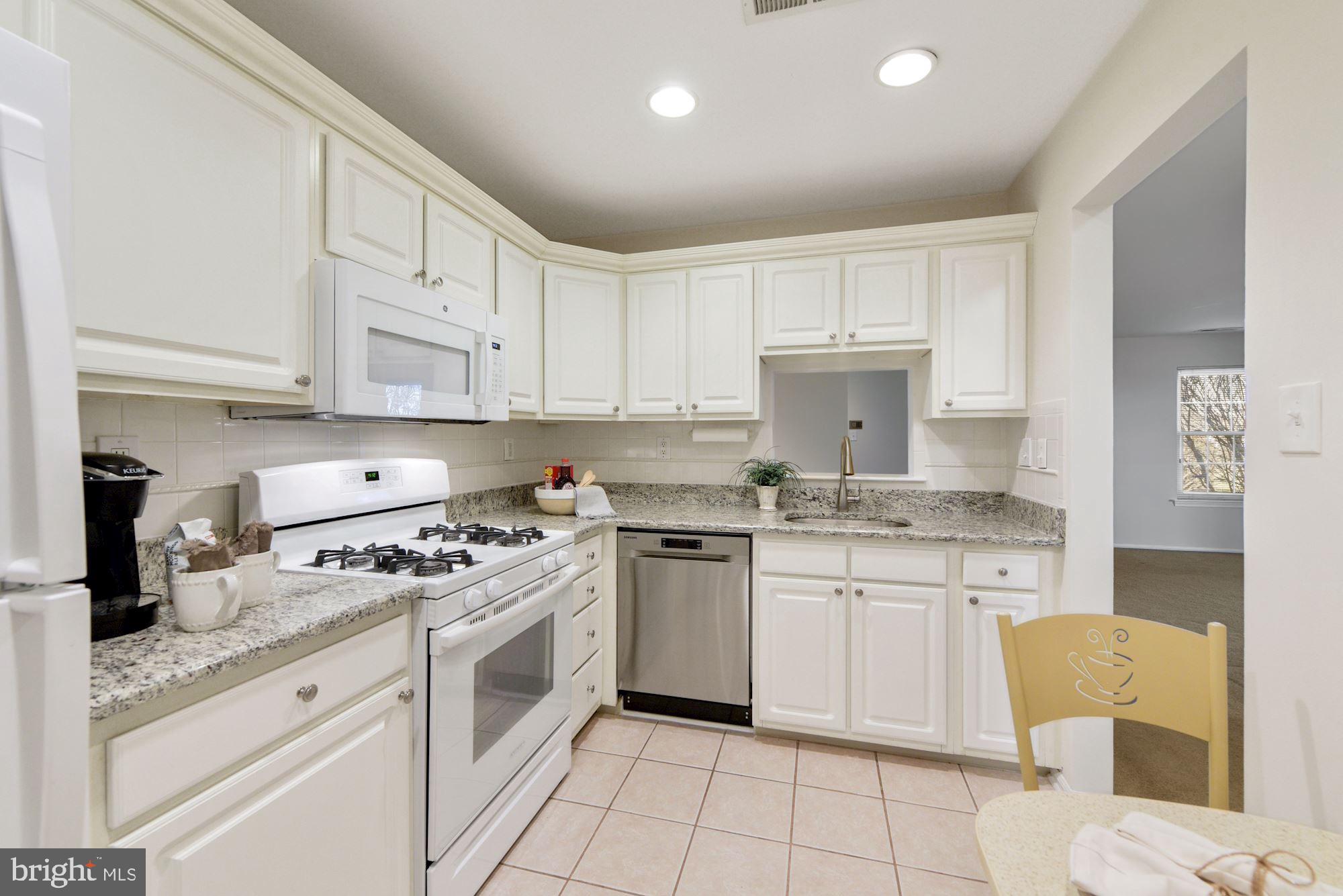 29 Village Lane Mount Laurel, NJ 08054 - Photo 24 of 31 Kitchen