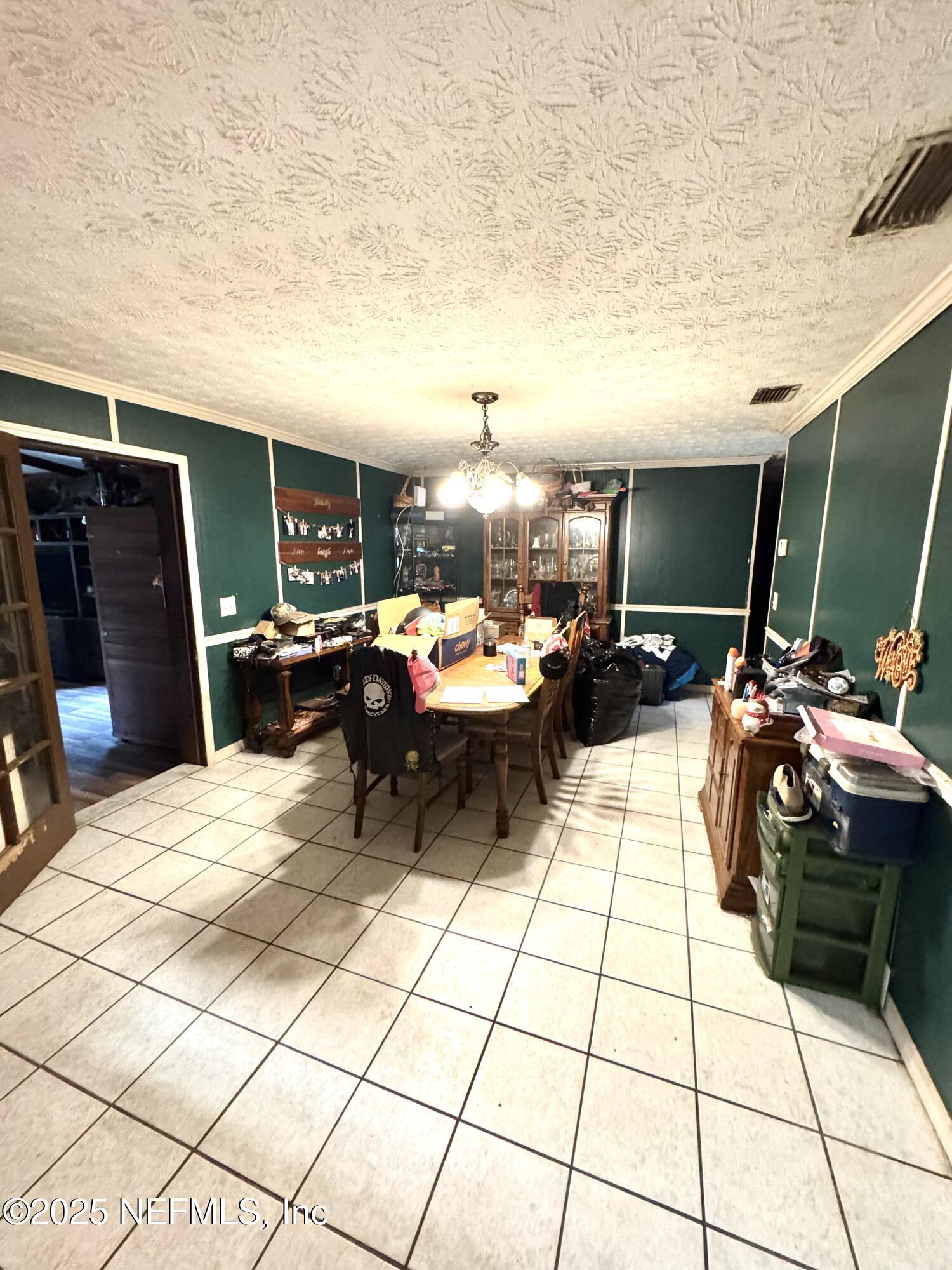 13552 Lanier Road Jacksonville, FL 32226 - Photo 4 of 16 FullSizeRender