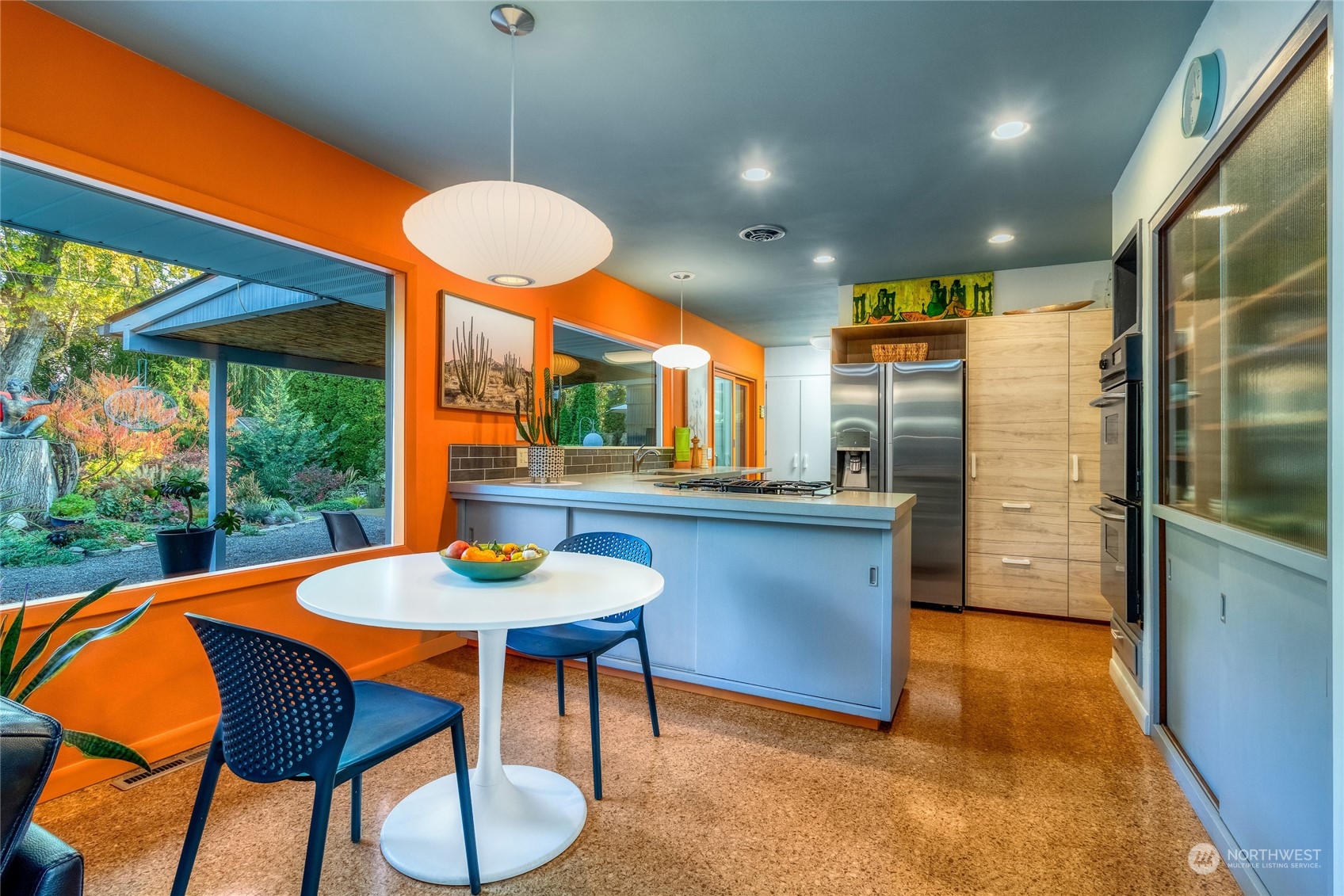 1739 Center Street Walla Walla, WA 99362 - Photo 14 of 40 a kitchen with a table and chairs