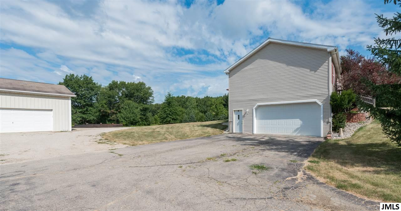 7122 Browns Lake Road Jackson, MI 49201 - Photo 4 of 31 Photo 4