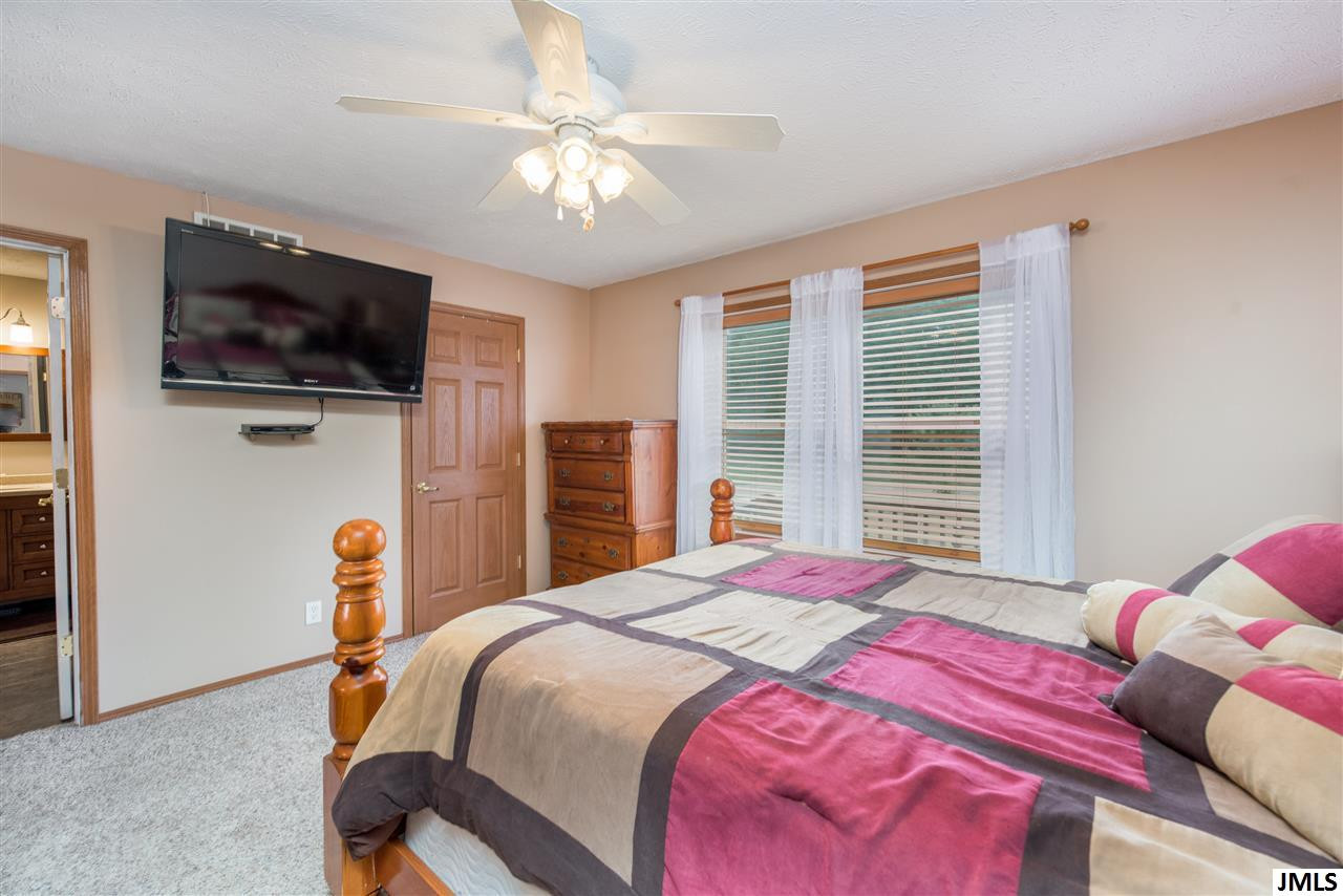 7122 Browns Lake Road Jackson, MI 49201 - Photo 10 of 31 Photo 10
