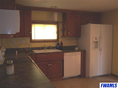 246 Walnut Street Butler, IN 46721 - Photo 11 of 13