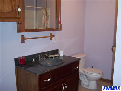 246 Walnut Street Butler, IN 46721 - Photo 5 of 13