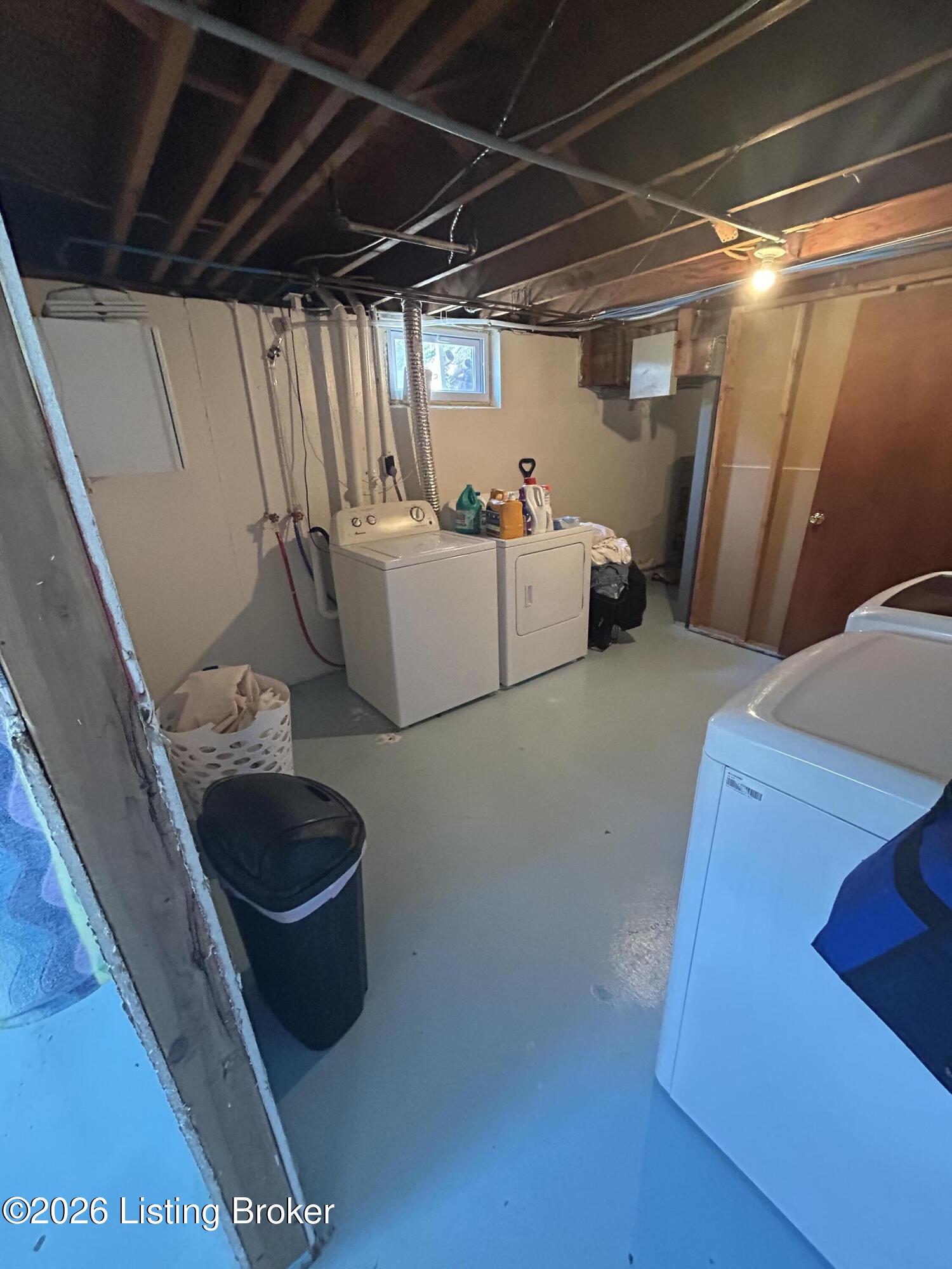10508 Torrington Road Louisville, KY 40272 - Photo 17 of 20 Basement Laundry