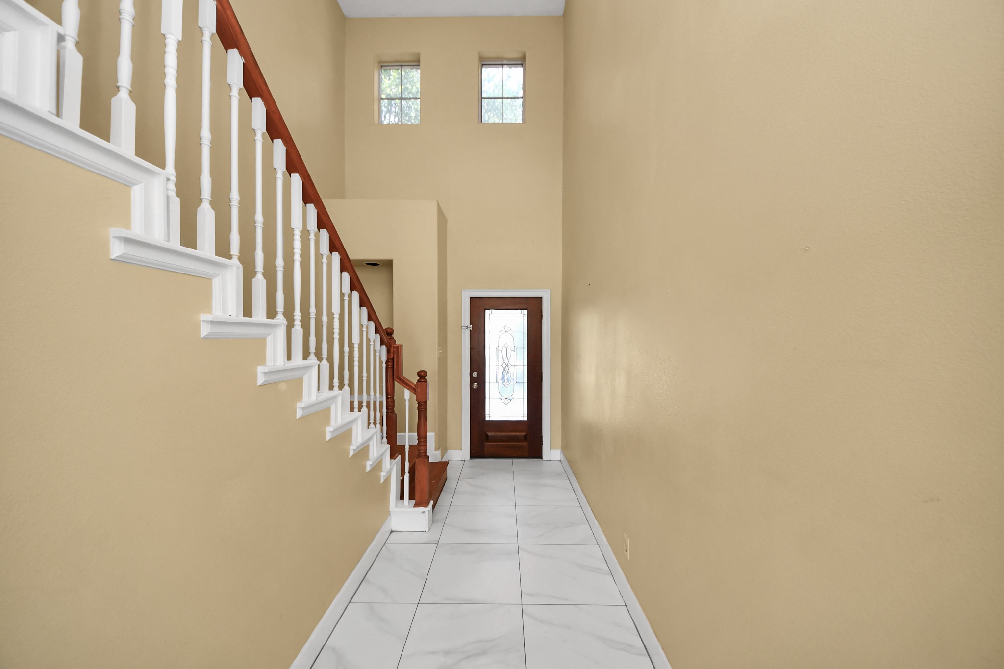 4610 Plum Forest Road Houston, TX 77084 - Photo 20 of 41 Looking toward the front door.