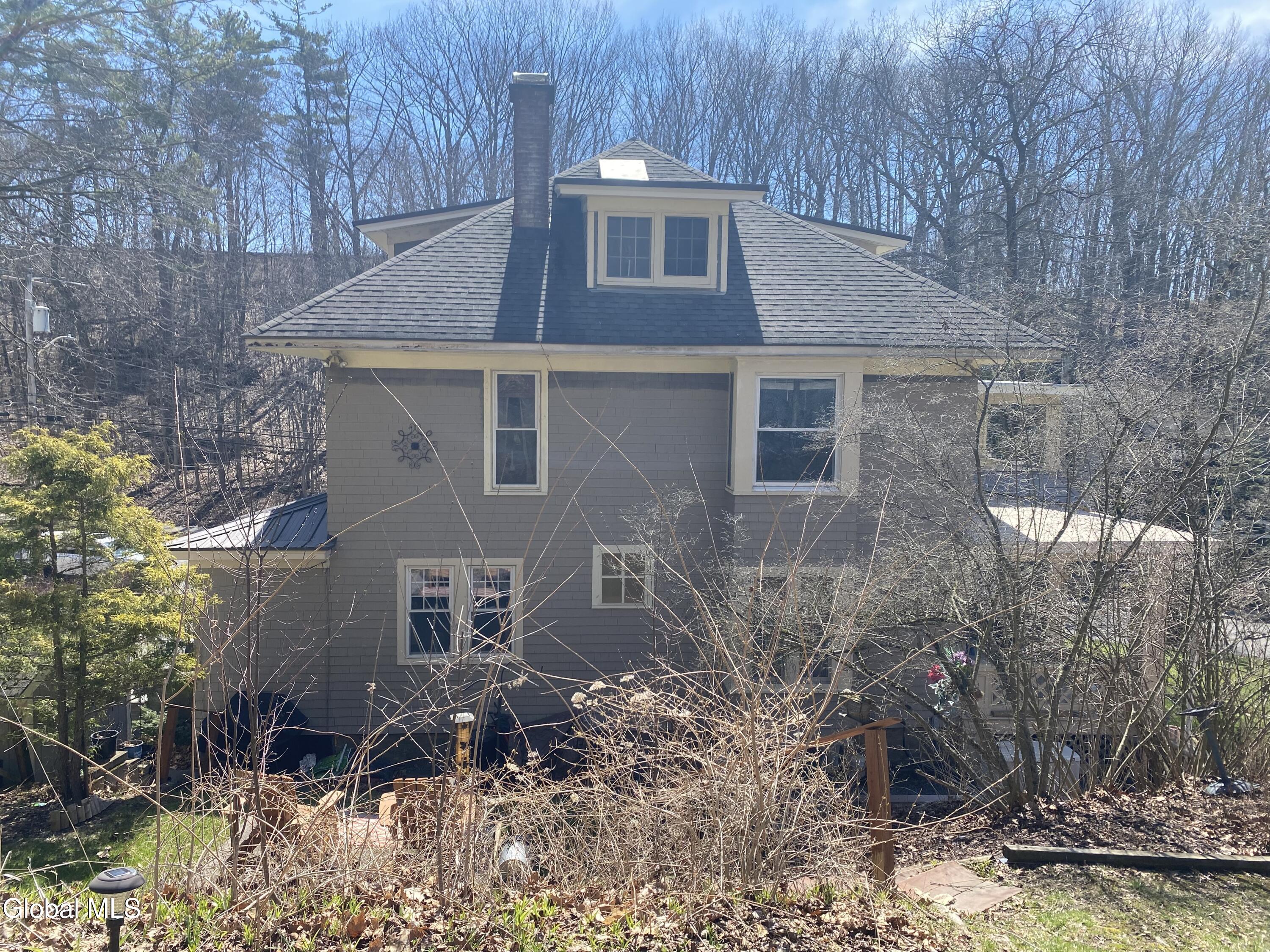 24 Northampton Road Amsterdam, NY 12010 - Photo 18 of 56 IMG_2890