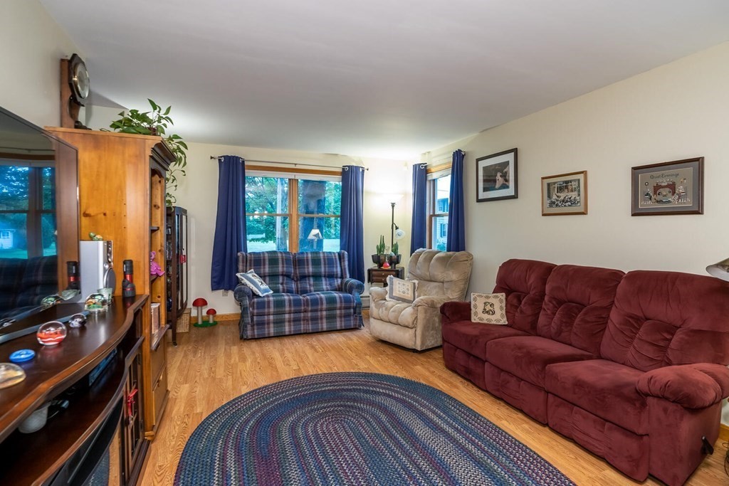 35 Thayer Street South Deerfield, MA 01373 - Photo 15 of 42