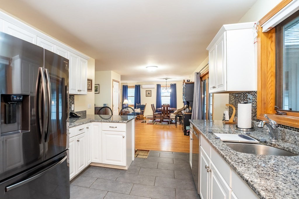 35 Thayer Street South Deerfield, MA 01373 - Photo 21 of 42