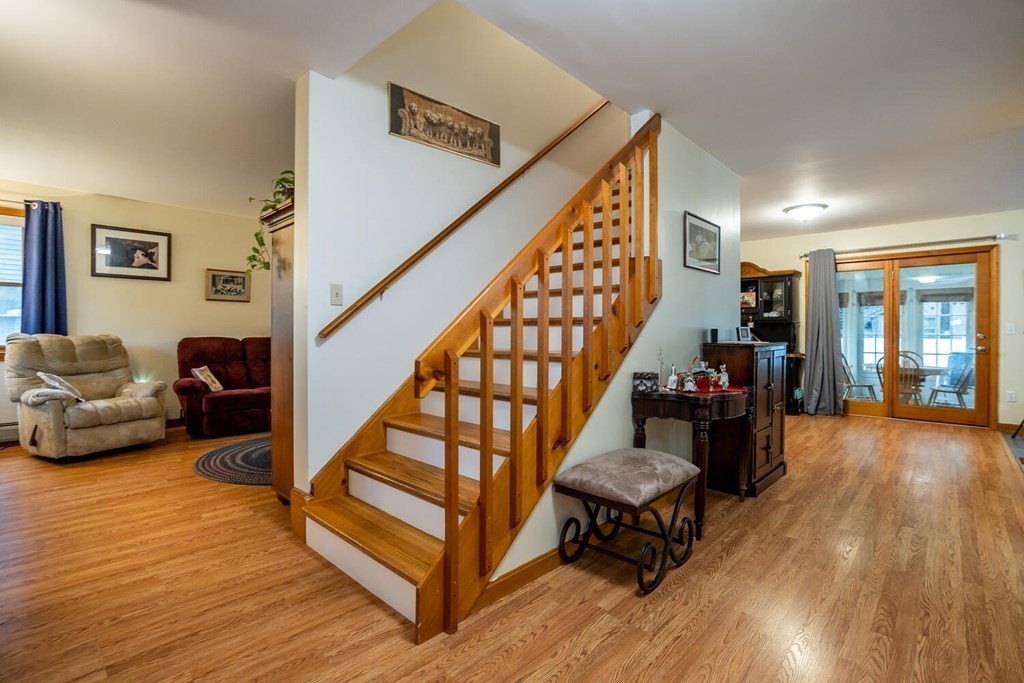 35 Thayer Street South Deerfield, MA 01373 - Photo 9 of 42