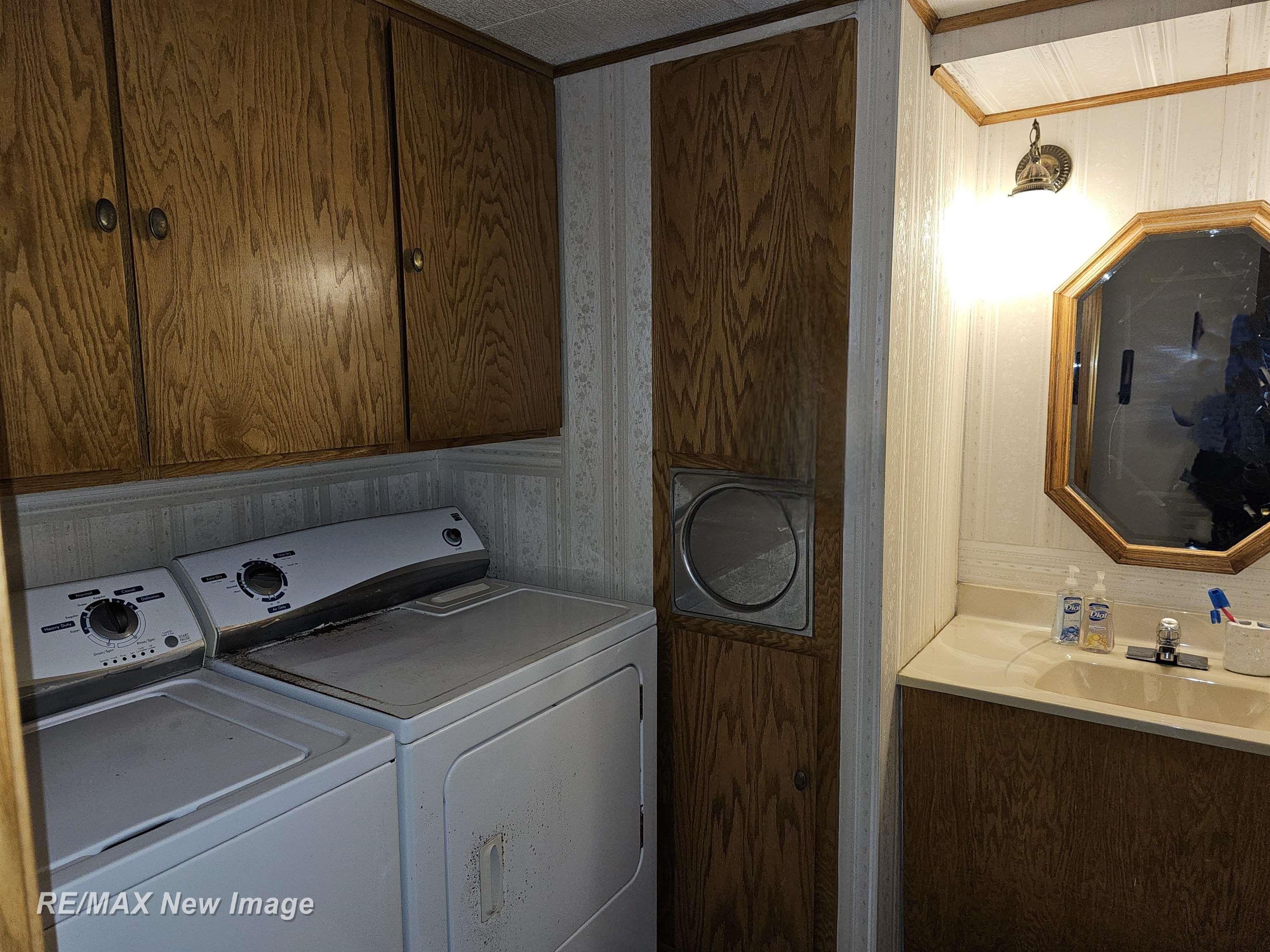3511 Phelps Lake Road Mayville, MI 48744 - Photo 32 of 44 50131275-c1ceea98-88d0-44a2-9116-c5332dc4636e.JPG