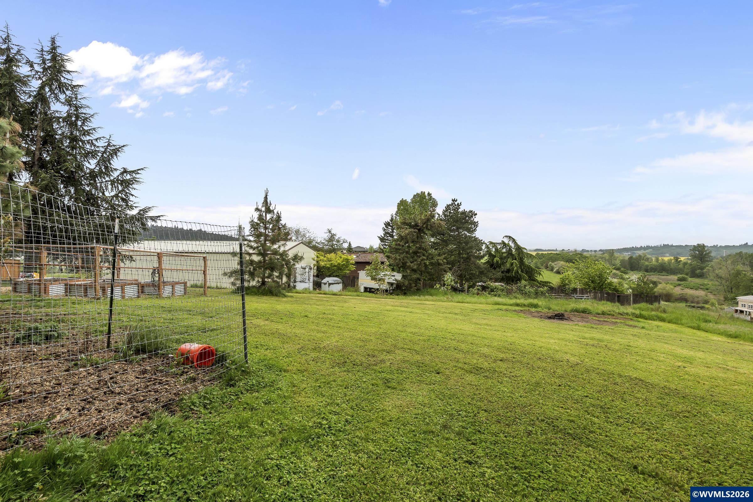 2239 Steiwer Road Southeast Jefferson, OR 97352 - Photo 32 of 36